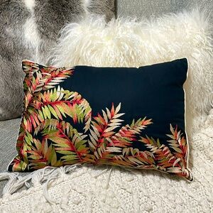 Tommy Bahama Home Decorated Pillow case